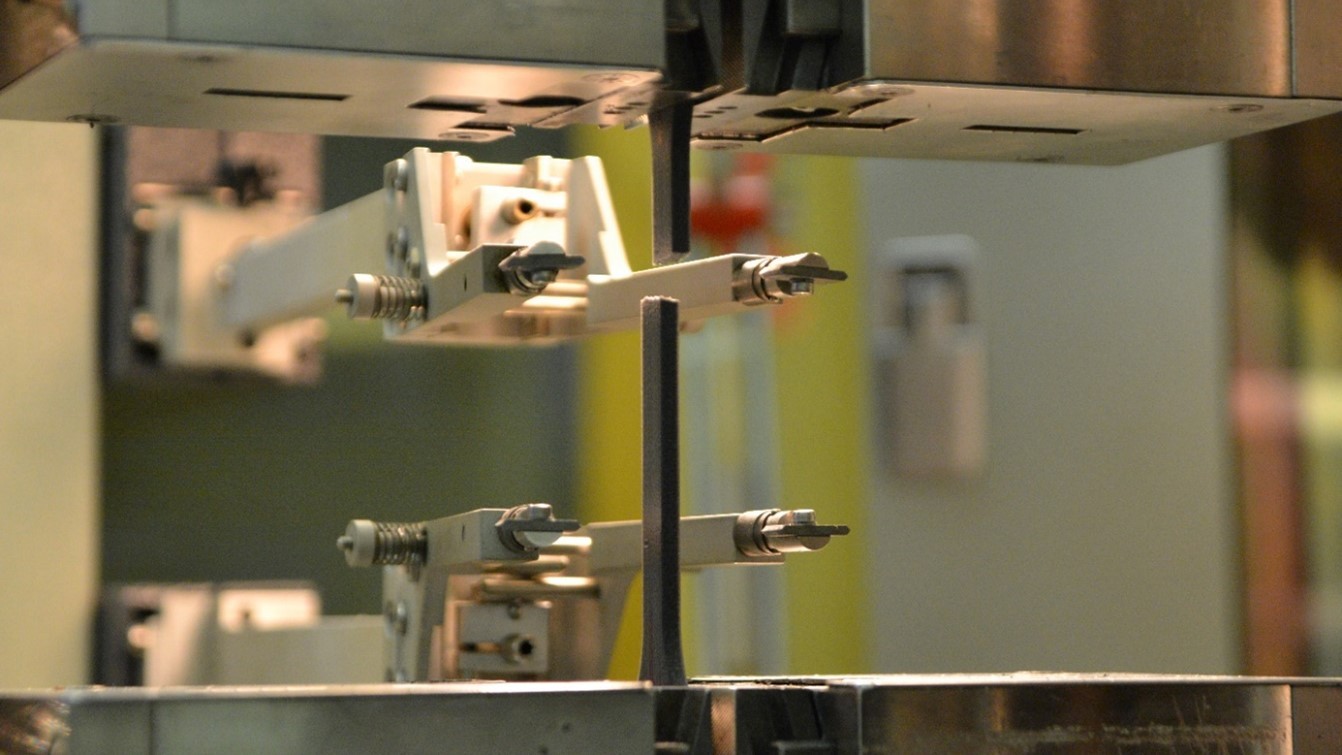Mechanical properties under tension after chemical smoothing