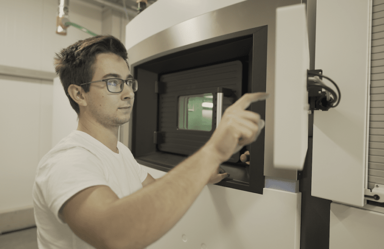 Internship at ONE3D: Topology optimization of 2 parts