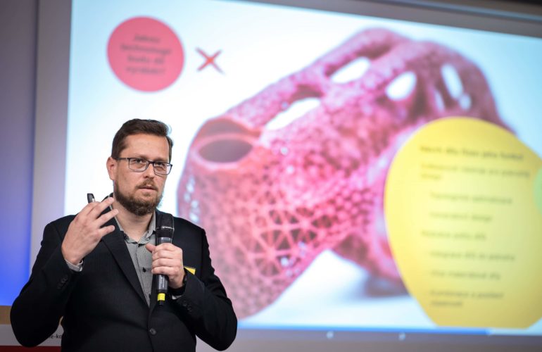 Jak inovovat díl? Zapojte aditivní myšlení, radí docent Paloušek